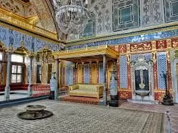 أهم ثلاثة متاحف من اماكن سياحية في اسطنبول يجب زيارتها | السفر في أوقات الفراغ تركيا #3640 - 1  صورة 