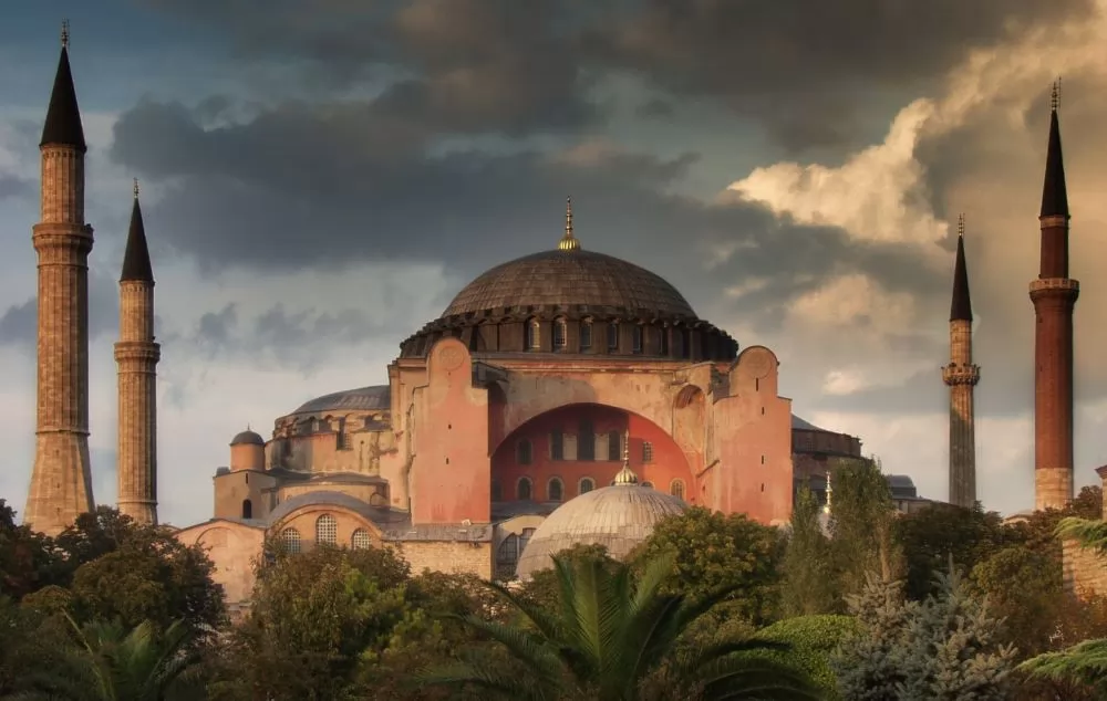 جامع ايا صوفيا – الإرث التاريخي والخصائص الفريدة | مواضيع نقاش تركيا #3804 - 1  صورة 