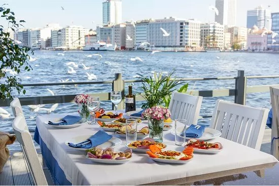 مطاعم قريبة - في مدينة أزمير على بحر ايجة         | مطعم الطعام تركيا #3806 - 1  صورة 