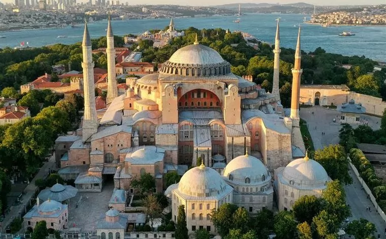 آيا صوفيا - التحفة المعمارية العريقة                    | مواضيع نقاش تركيا #4004 - 1  صورة 