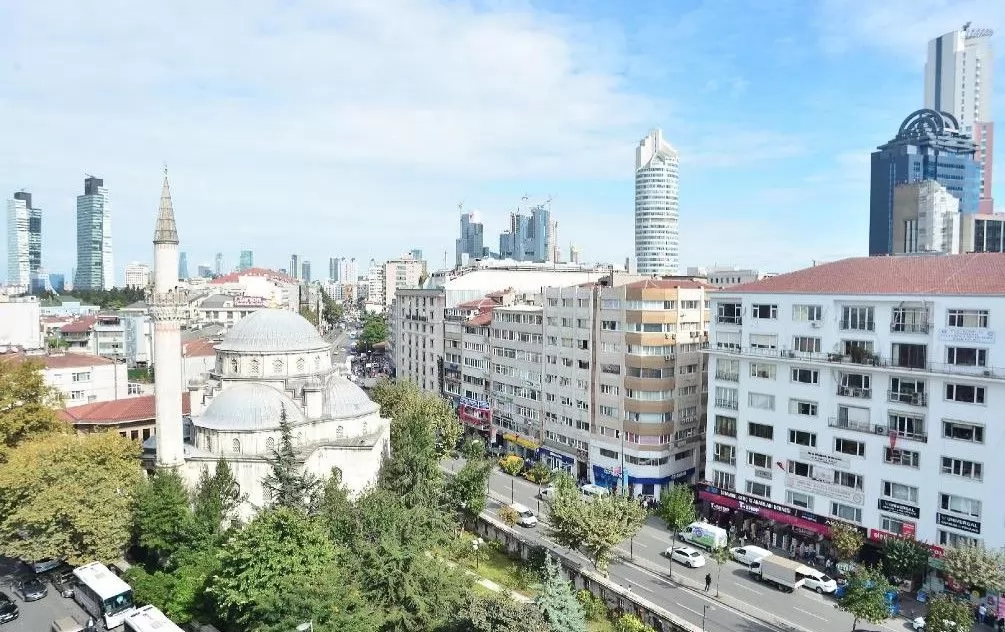 شقق فندقية في اسطنبول - استمتع بسحر الإقامة في منطقة شيشلي   | فنادق تركيا #4116 - 1  صورة 