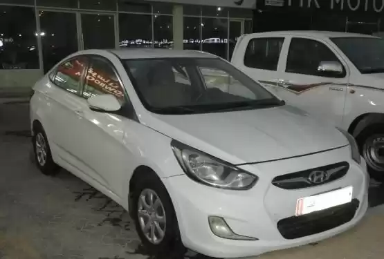 用过的 Hyundai Accent 出售 在 多哈 #10023 - 1  image 