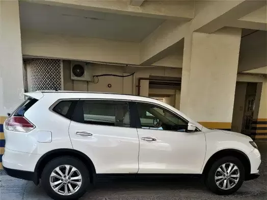 Used Nissan X-Trail For Sale in Doha-Qatar #10048 - 1  image 