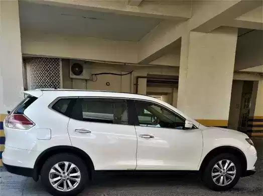 Used Nissan X-Trail For Sale in Doha #10048 - 1  image 