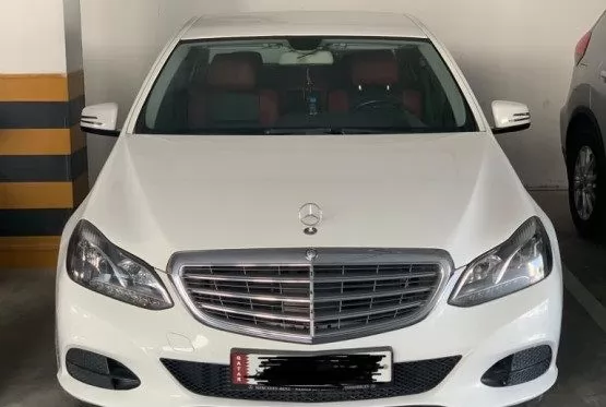 استفاده شده Mercedes-Benz E Class برای فروش که در دوحه #10078 - 1  image 