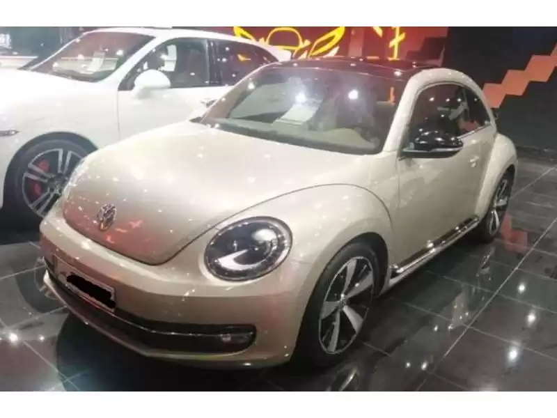 مستعملة Volkswagen Beetle للبيع في الدوحة #10110 - 1  صورة 