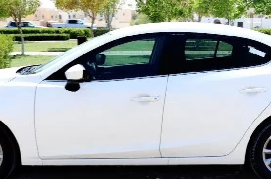 استفاده شده Mazda Mazda3 برای فروش که در السد , دوحه #10123 - 1  image 