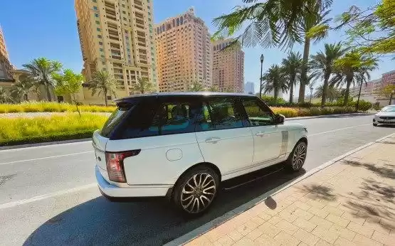 Использовал Land Rover Range Rover Продается в Доха #10127 - 1  image 