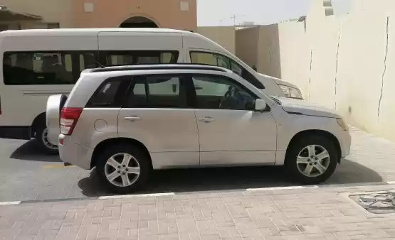 Gebraucht Suzuki Grand Vitara Zu verkaufen in Al Sadd , Doha #10135 - 1  image 