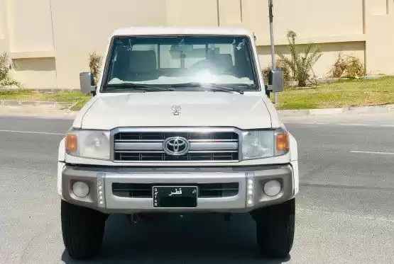 مستعملة Toyota Land Cruiser للبيع في الدوحة #10227 - 1  صورة 