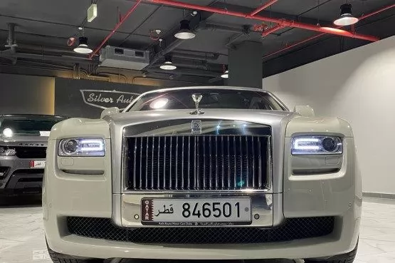 مستعملة Rolls-Royce Ghost للبيع في الدوحة #10267 - 1  صورة 
