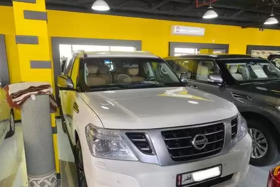 مستعملة Nissan Patrol للبيع في الدوحة #10273 - 1  صورة 