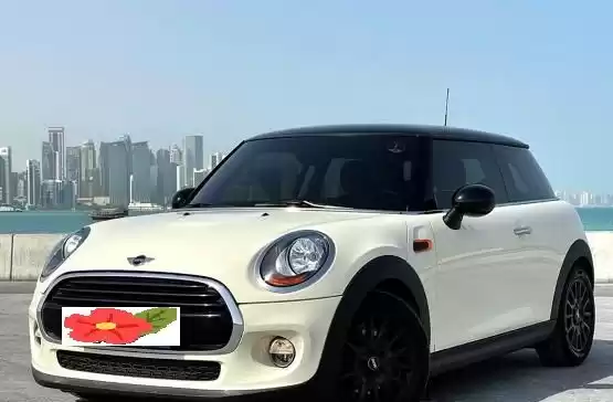 Used Mini Unspecified For Sale in Doha #10322 - 1  image 