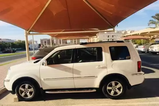 Использовал Honda Pilot V8 Продается в Доха #10489 - 1  image 