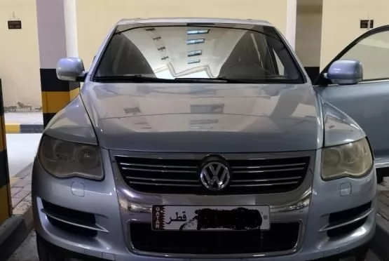 Utilisé Volkswagen Touareg À vendre au Al-Sadd , Doha #10519 - 1  image 