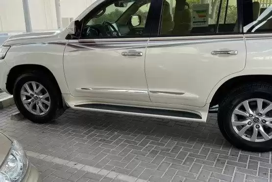 Usado Toyota Land Cruiser Venta en Doha #10541 - 1  image 