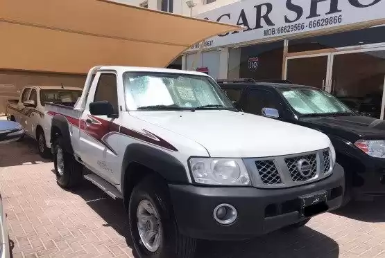 مستعملة Nissan Patrol للبيع في الدوحة #10572 - 1  صورة 