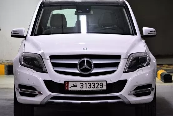 Использовал Mercedes-Benz GLK Class Продается в Доха #10652 - 1  image 