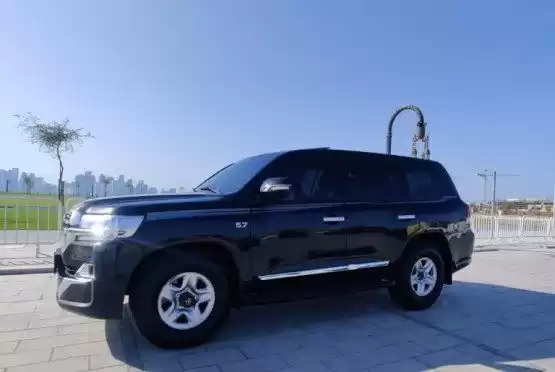 Used Toyota Land Cruiser For Sale in Doha #10655 - 1  image 
