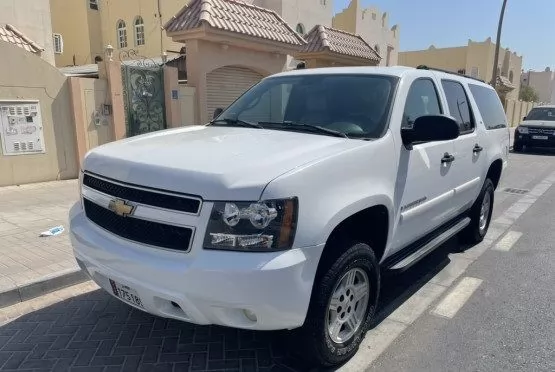 Used Chevrolet Suburban For Sale in Al Sadd , Doha #10664 - 1  image 