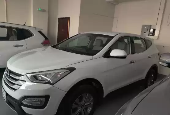 Used Hyundai Santa Fe For Sale in Doha #10747 - 1  image 