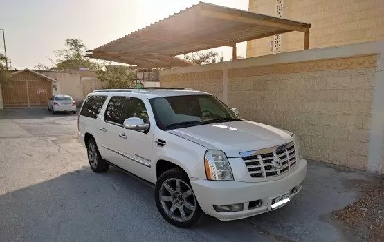 Utilisé Cadillac Unspecified À vendre au Doha #10756 - 1  image 