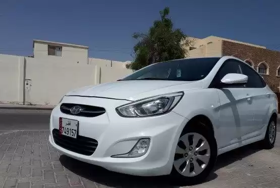 Usado Hyundai Accent Venta en Doha #10803 - 1  image 