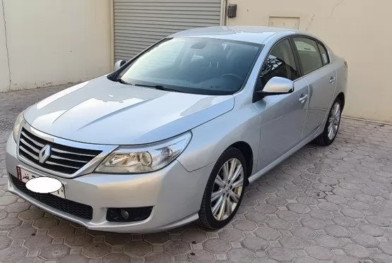 Used Renault Safrane For Sale in West-Bay , Al-Dafna , Doha-Qatar #10890 - 1  image 