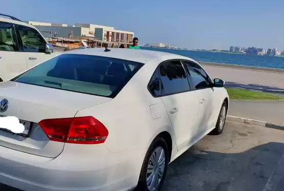 Used Volkswagen Passat For Sale in Al Sadd , Doha #10902 - 1  image 
