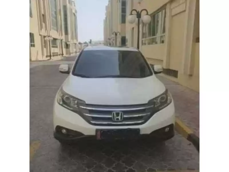 Использовал Honda CR-V Продается в Доха #10922 - 1  image 