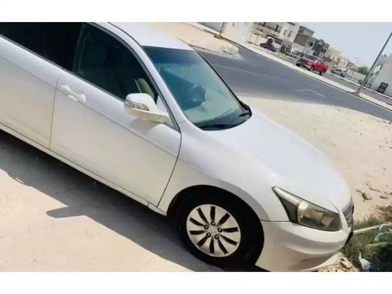 Использовал Honda Accord Продается в Доха #10948 - 1  image 