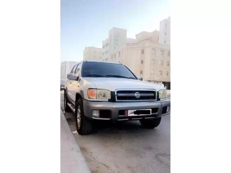 مستعملة Nissan Pathfinder للبيع في الدوحة #10958 - 1  صورة 