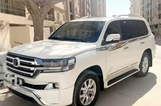 Использовал Toyota Land Cruiser Продается в Аль-Садд , Доха #10970 - 1  image 