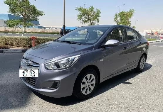 Gebraucht Hyundai Accent Zu verkaufen in Al Sadd , Doha #10993 - 1  image 