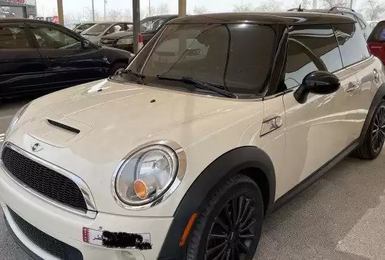 Used Mini Unspecified For Sale in Al Sadd , Doha #11050 - 1  image 