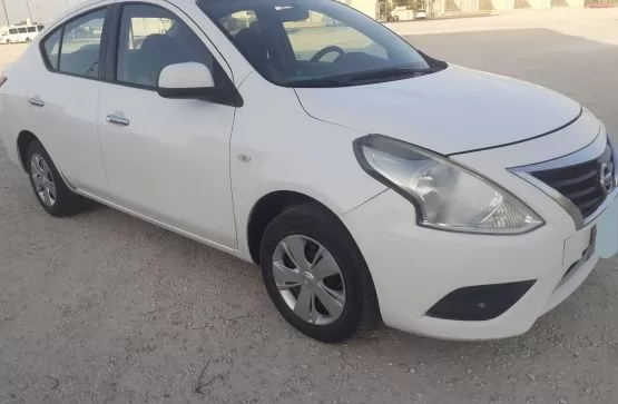 Used Nissan Sunny For Sale in Doha-Qatar #11052 - 2  image 