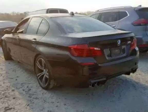 مستعملة BMW M5 للبيع في الدوحة #11149 - 1  صورة 