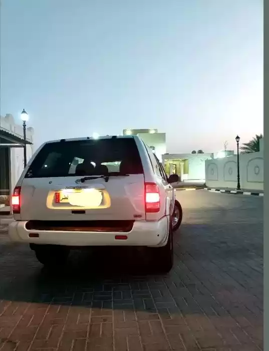 مستعملة Nissan Pathfinder للبيع في الدوحة #11202 - 1  صورة 