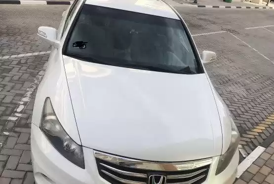 Gebraucht Honda Accord Zu verkaufen in Al Sadd , Doha #11216 - 1  image 