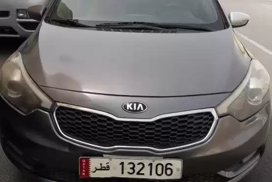 Gebraucht Kia Cerato Zu verkaufen in Al Sadd , Doha #11225 - 1  image 