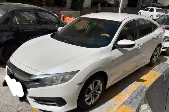 مستعملة Honda Civic للبيع في الدوحة #11230 - 1  صورة 