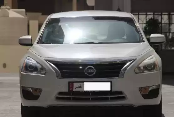 Used Nissan Altima For Sale in Al Sadd , Doha #11258 - 1  image 