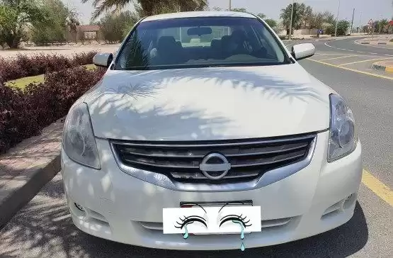 Used Nissan Altima For Sale in Al Sadd , Doha #11310 - 1  image 