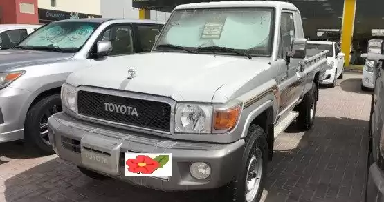 Nouveau Toyota Land Cruiser À vendre au Doha #11564 - 1  image 