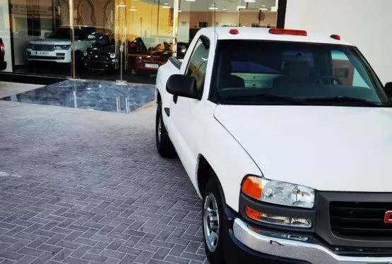 Used GMC Sierra For Sale in Doha #11567 - 1  image 
