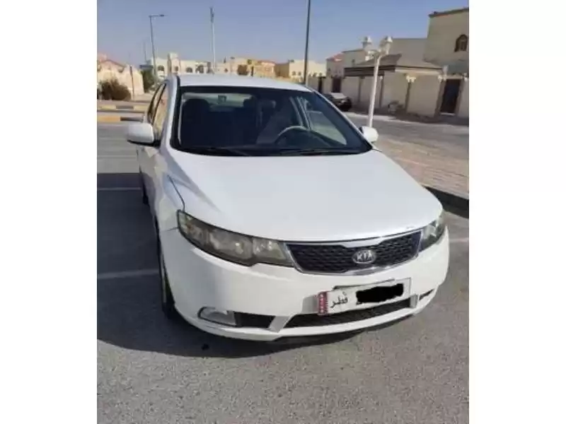 مستعملة Kia Cerato للبيع في الدوحة #11601 - 1  صورة 