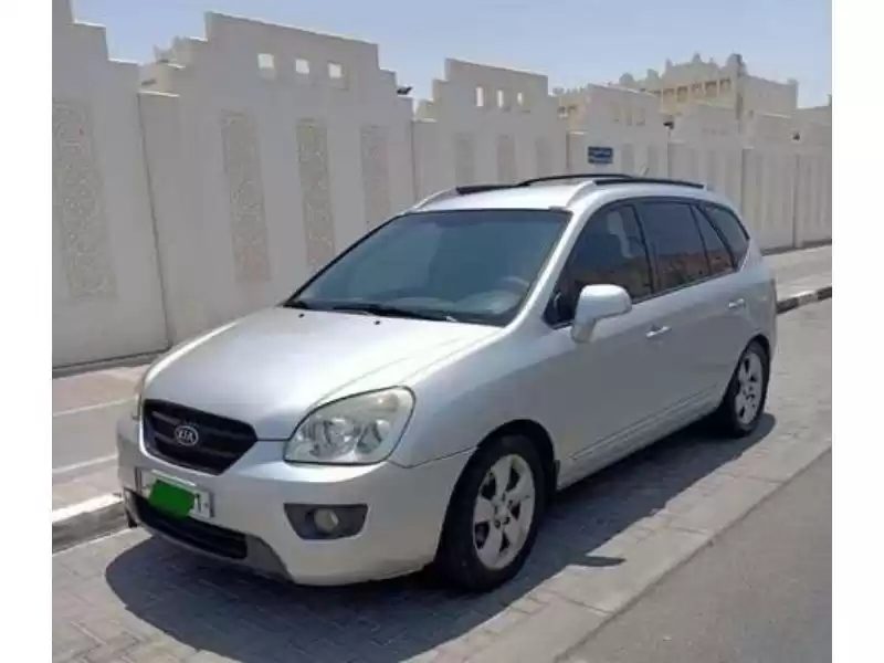 Used Kia Carens For Sale in Doha #11619 - 1  image 