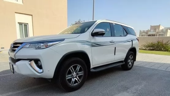 Gebraucht Toyota Unspecified Zu verkaufen in Al Sadd , Doha #11633 - 1  image 