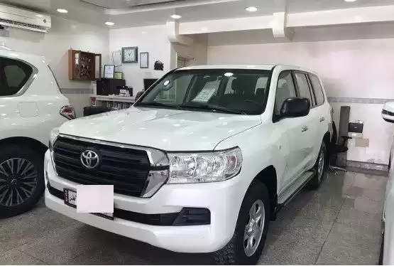 Used Toyota Land Cruiser For Sale in Doha #11657 - 1  image 