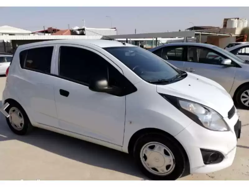 Usado Chevrolet Unspecified Venta en Doha #11680 - 1  image 